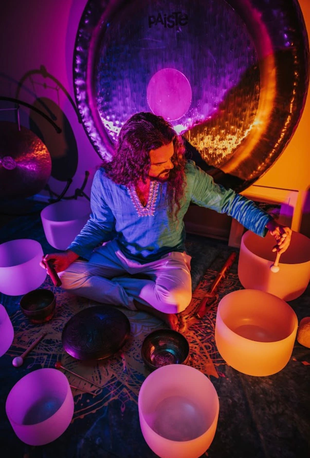 Crystal bowl and gong sound healing